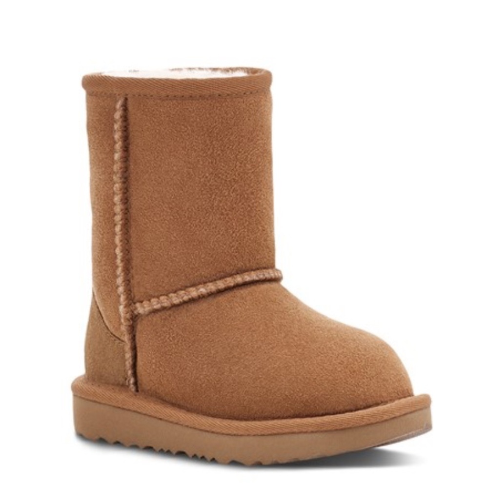 Ugg Toddlers' Classic  Boot size 6 - new no box